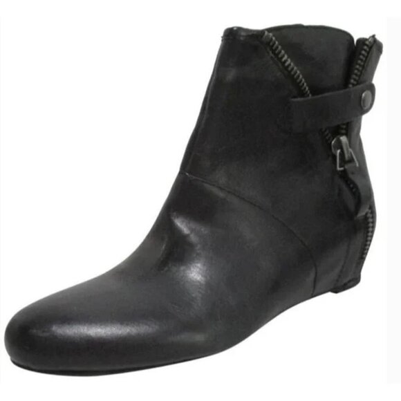 Nine West Vintage Grates Black Ankle Booti  SIZE 9.5 - Picture 1 of 16